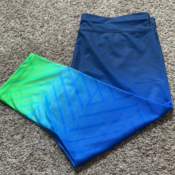 Workout leggings - Picture 2 of 3